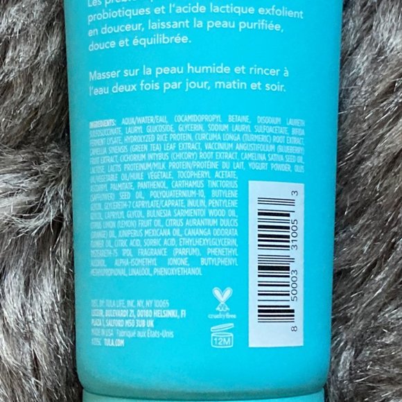 The Cult Classic Purifiying Face Cleanser - Picture 3 of 3